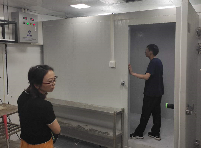 餐飲冷庫，雪藝制冷安裝